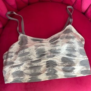 Lululemon size 4 sports bra